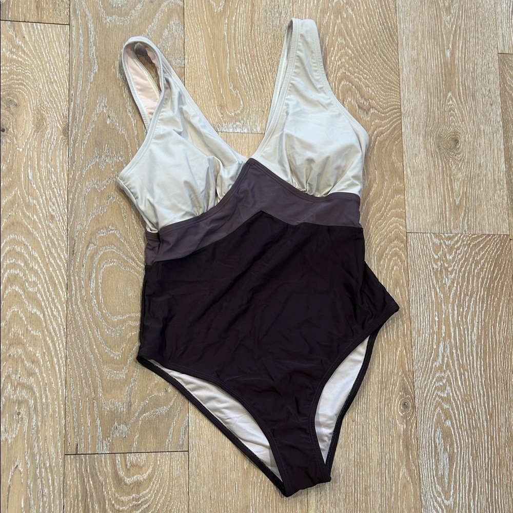 NWT One Piece Cupshe Swimsuit